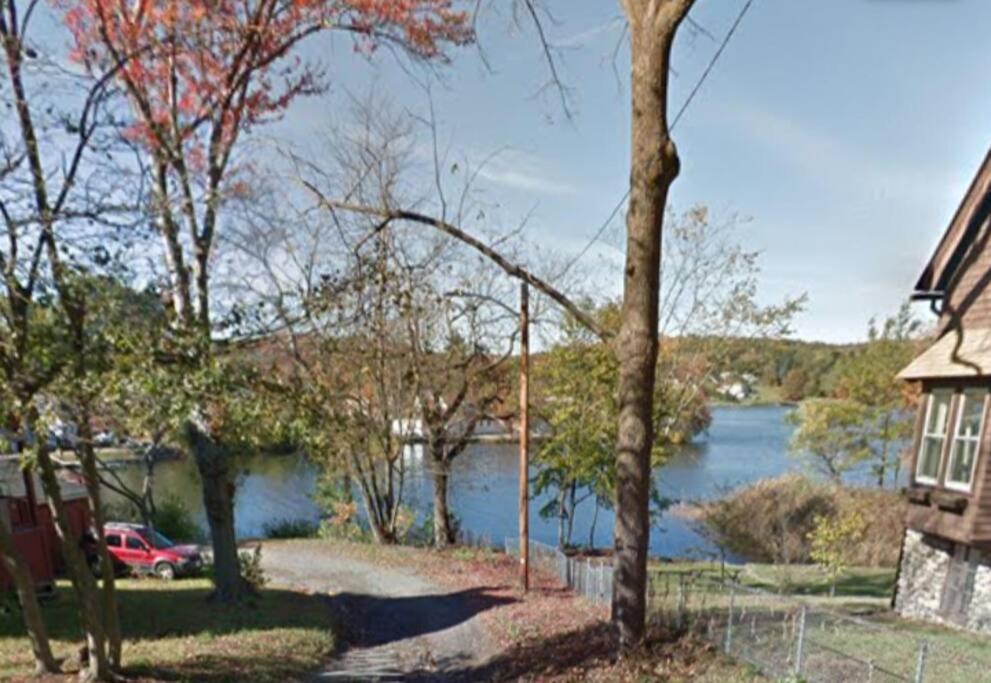 Indian Lake House Worcester Exterior photo